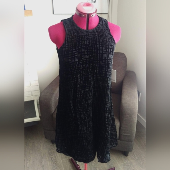 Calvin Klein size 2 dress - Picture 2 of 7